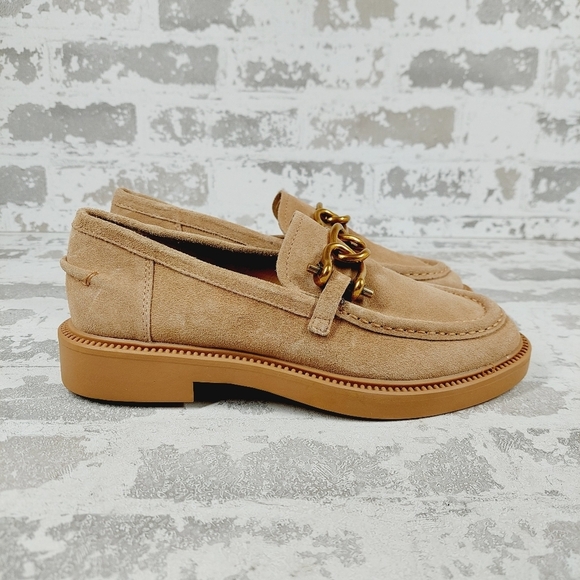 New Steve Madden Karmine Gleaming Tan Suede Goldtone Hardware Loafer W246 - Picture 4 of 9